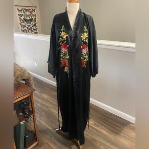Vintage Golden Dragon Black Silk Embroidered Kimono Robe Floral Chinese